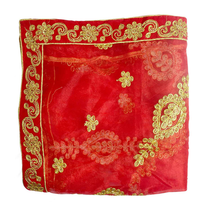 Enhance your pooja rituals with this elegant Pink and Gold Mata Chunri, measuring 216 cm x 99 cm. Featuring intricate gold paisley patterns and a decorative red border, it is ideal for Devi pooja, altar decoration, and religious ceremonies during Navratri, Diwali, and other auspicious events.
Shop now at satvikworld.com for authentic Indian pooja accessories delivered across the USA.