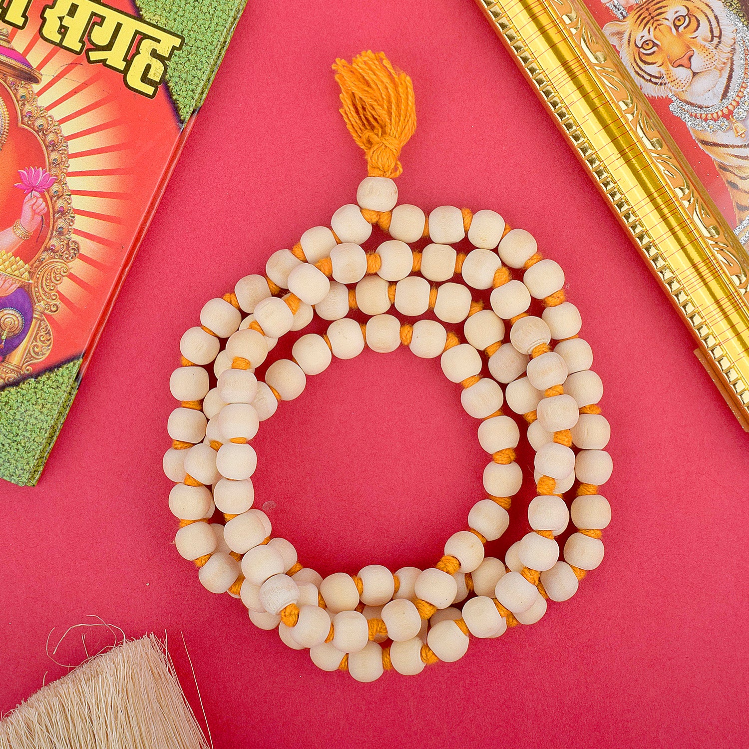 Handcrafted Wooden White Jap Mala with 108+1 beads, ideal for mantra chanting and meditation. Made from high-quality white wood, this mala offers a natural and grounding energy for spiritual practices. India’s Largest Pooja Accessories Brand – www.satvikworld.com