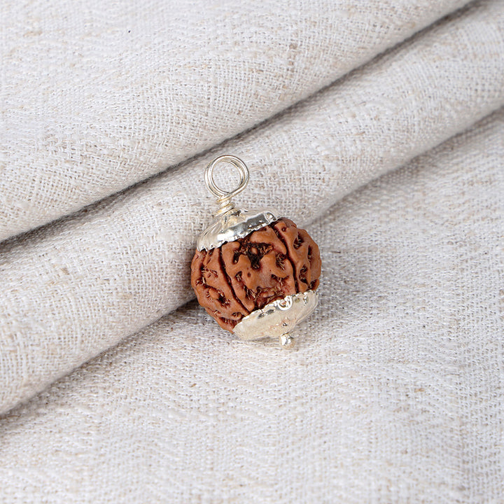 5 Mukhi Rudraksha Pendant with Silver Cap (Without Hook) for Spiritual Protection, Peace, and Positive Energy.India’s Largest Pooja Accessories Brand – www.satvikworld.com
