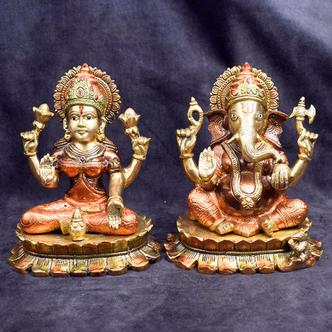 Beautiful handcrafted brass Lakshmi Ganesh idol for home temple and festive pooja. India’s Largest Brass Idols Brand - www.satvikworld.com