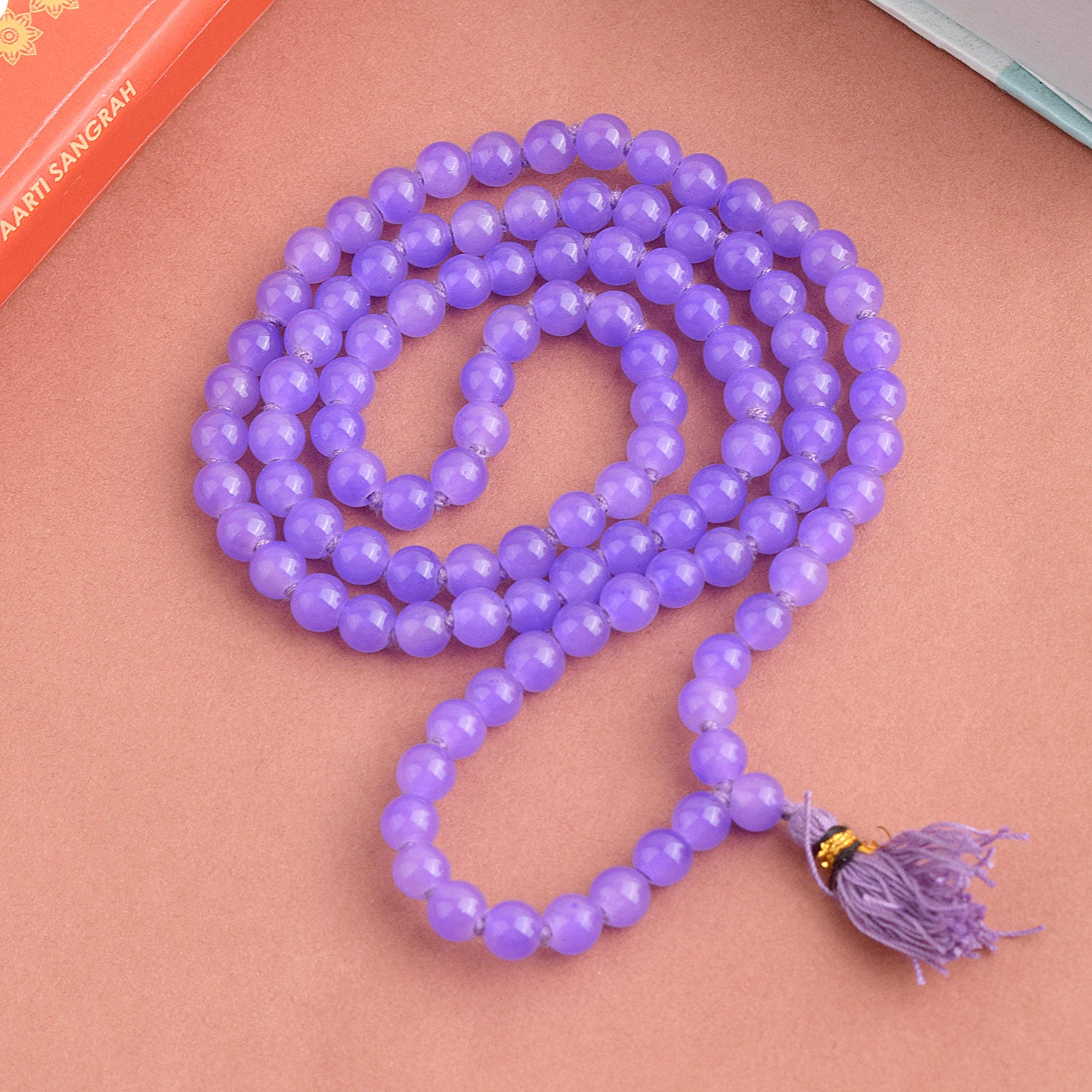 Light Purple Hakik Jap Mala with 108 beads – crafted from Amethyst Hakik for emotional healing, meditation, and spiritual growth. India’s Premium Hakik Jap Mala Store - www.satvikworld.com
