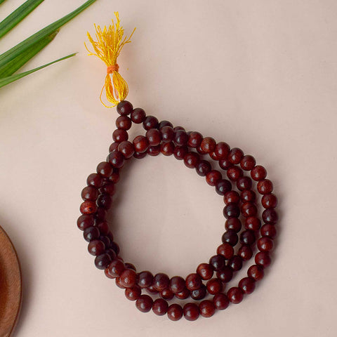 Regular Red Sandalwood/Chandan Scented Jap Mala with 108+1 beads, ideal for meditation and spiritual practices, offering a calming and fragrant aroma to enhance your devotion. India’s Largest Pooja Accessories Brand – www.satvikworld.com