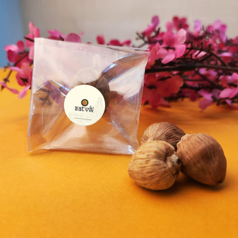 Single piece of Chota Laghu Nariyal, a small sacred coconut used in Hindu rituals and religious ceremonies, symbolizing prosperity and offered during various poojas and temple offerings.India’s Largest Pooja Accessories Brand – www.satvikworld.com